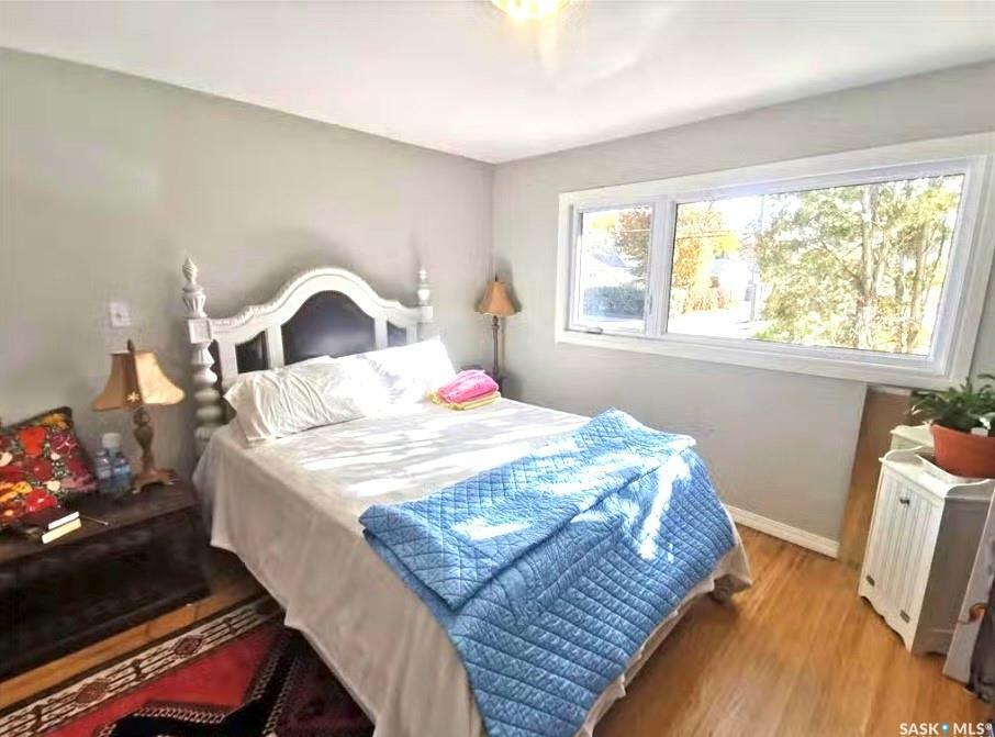 Property Photo:  305 Ruth Street E  SK S7J 0L2 