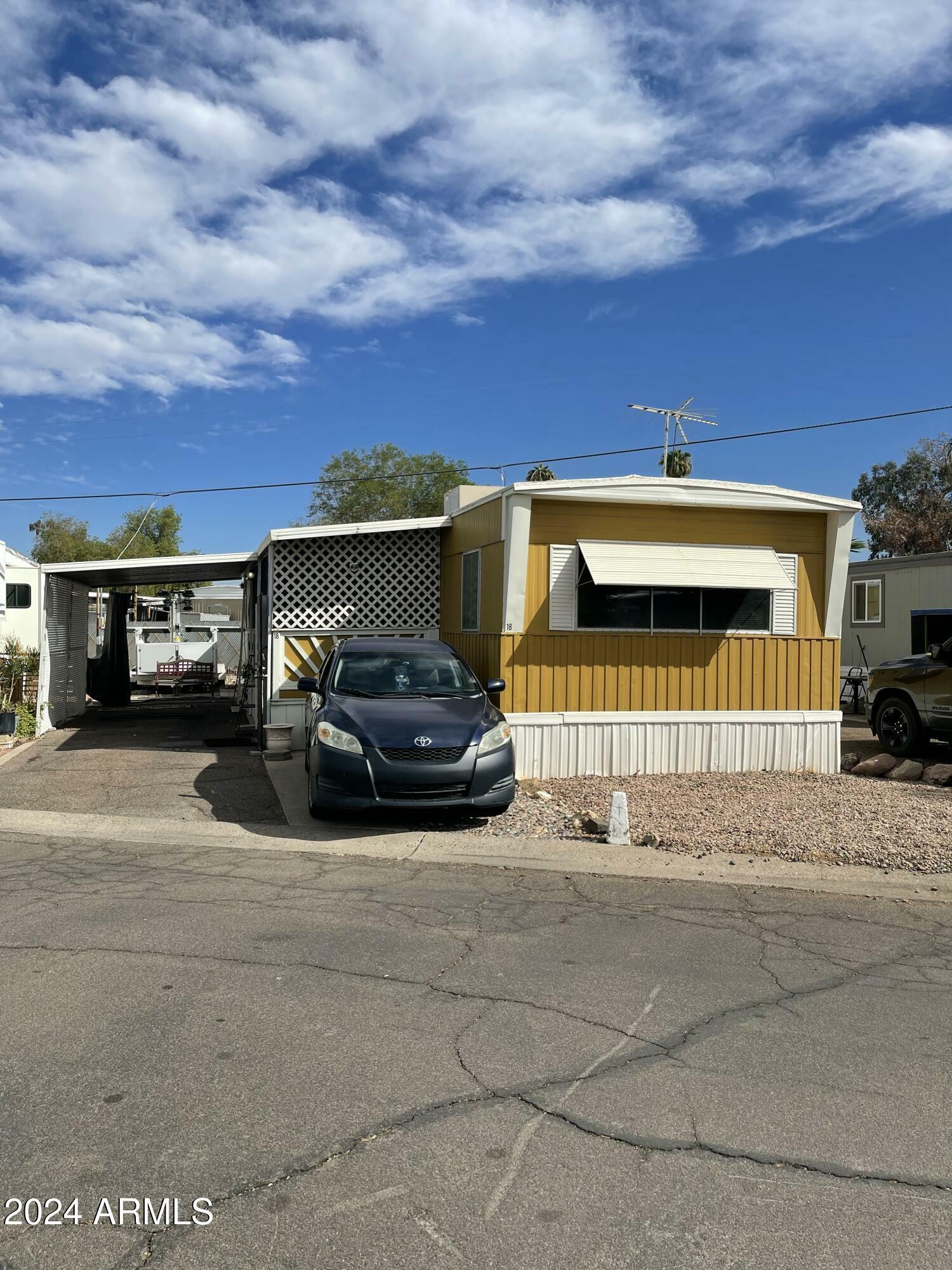 Property Photo:  4902 W Bethany Home Road 18  AZ 85301 