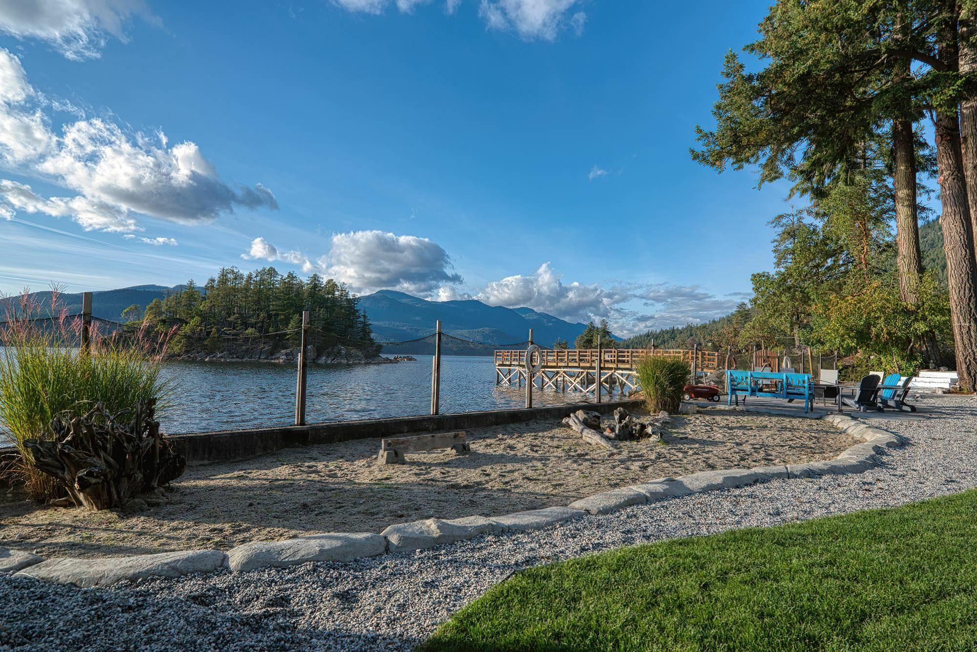 Property Photo:  7629 Sechelt Inlet Road  BC V7Z 0C5 