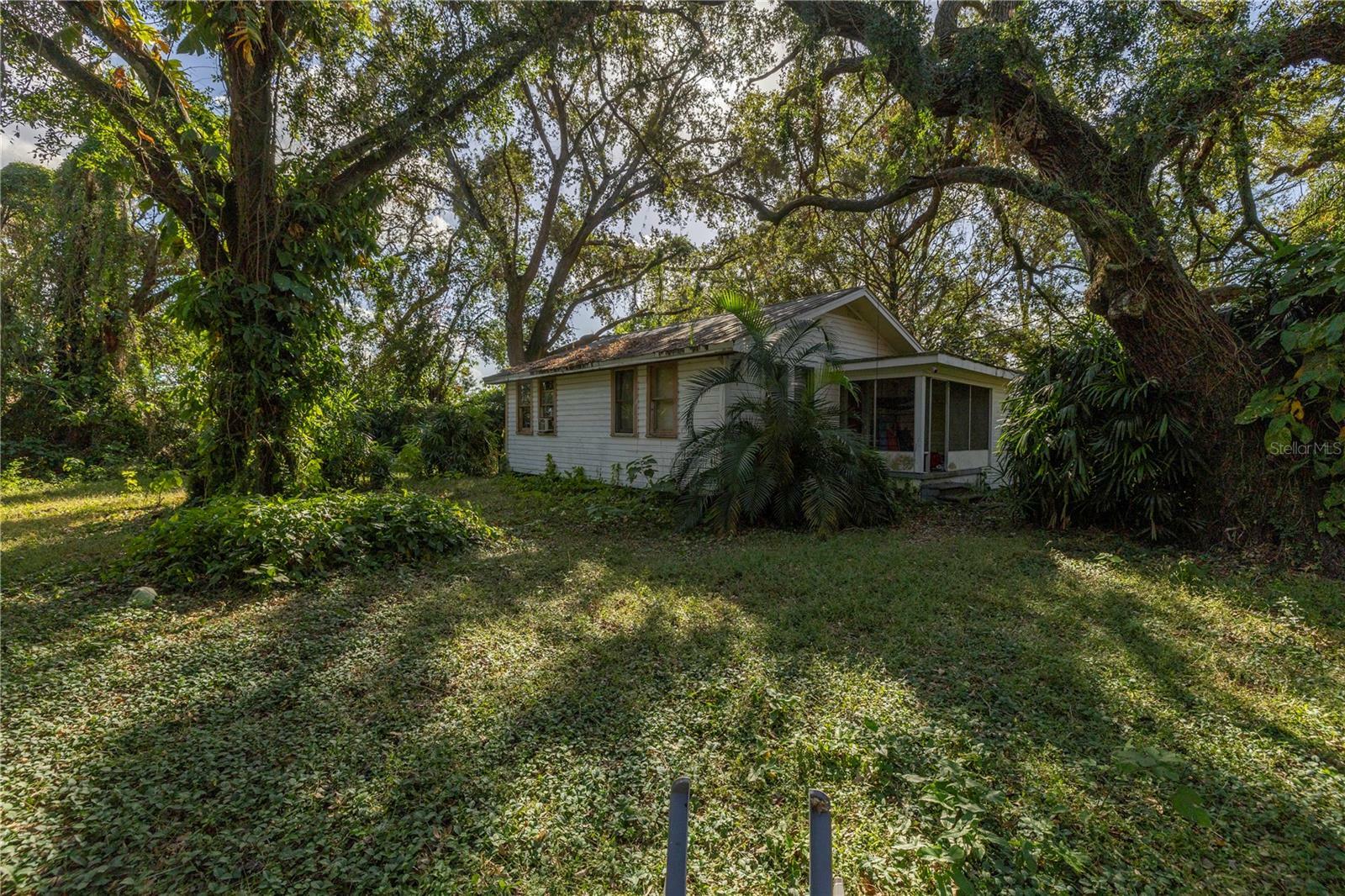 Property Photo:  7414 Brooklyn Road  FL 33625 