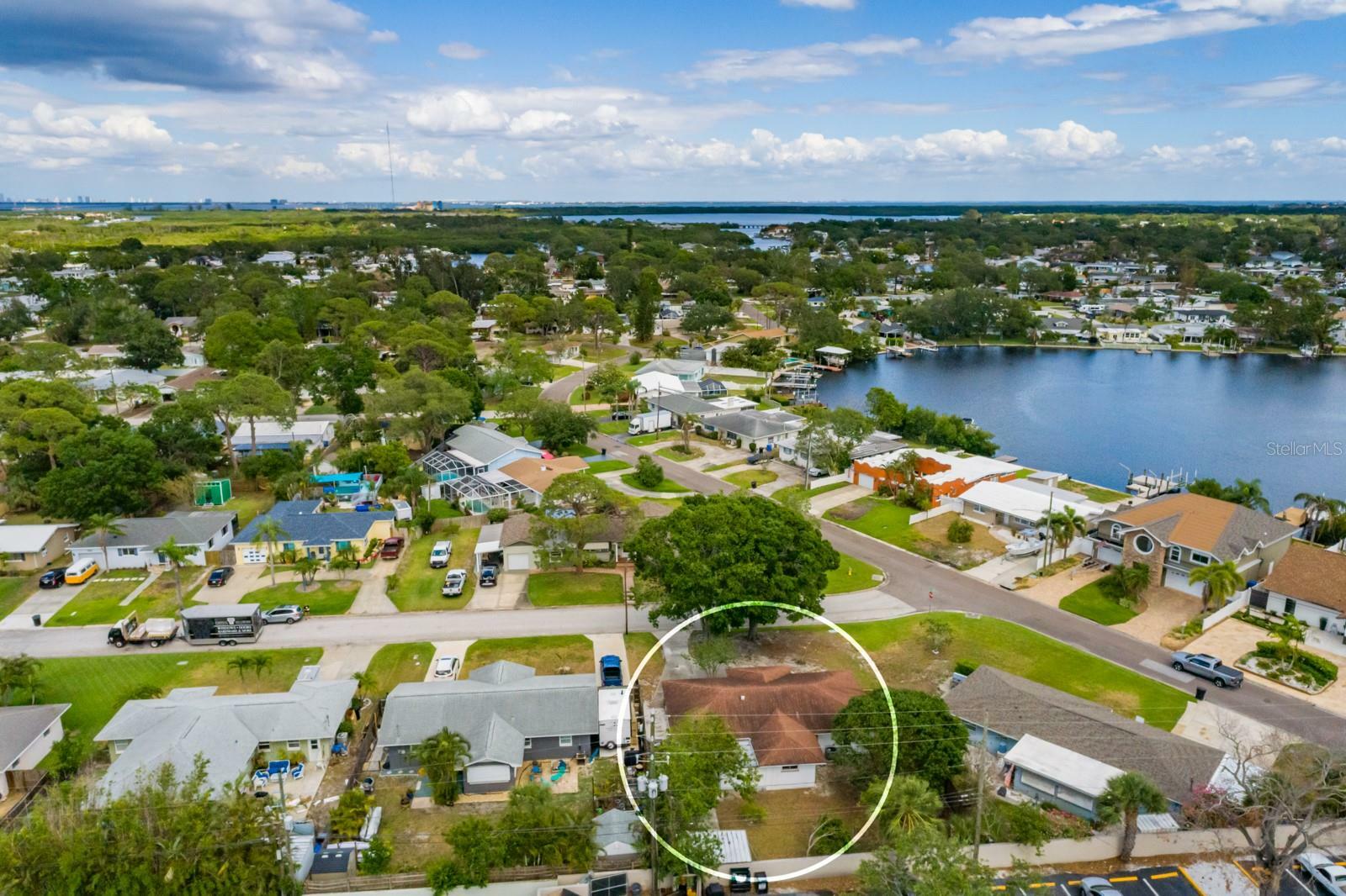 Property Photo: 8950 3rd Street N FL 33702