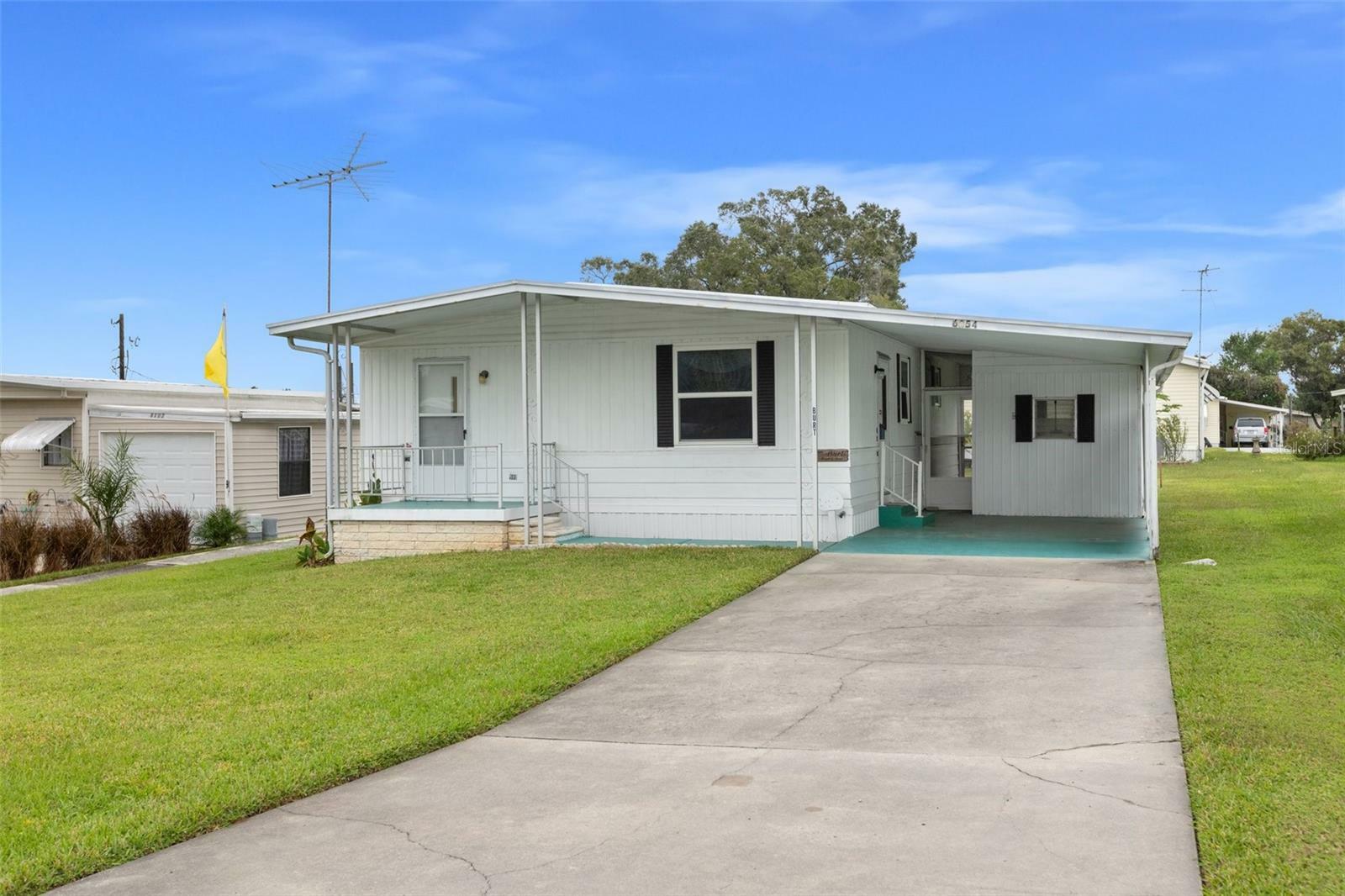 Property Photo: 6054 Crestview Lane FL 33542