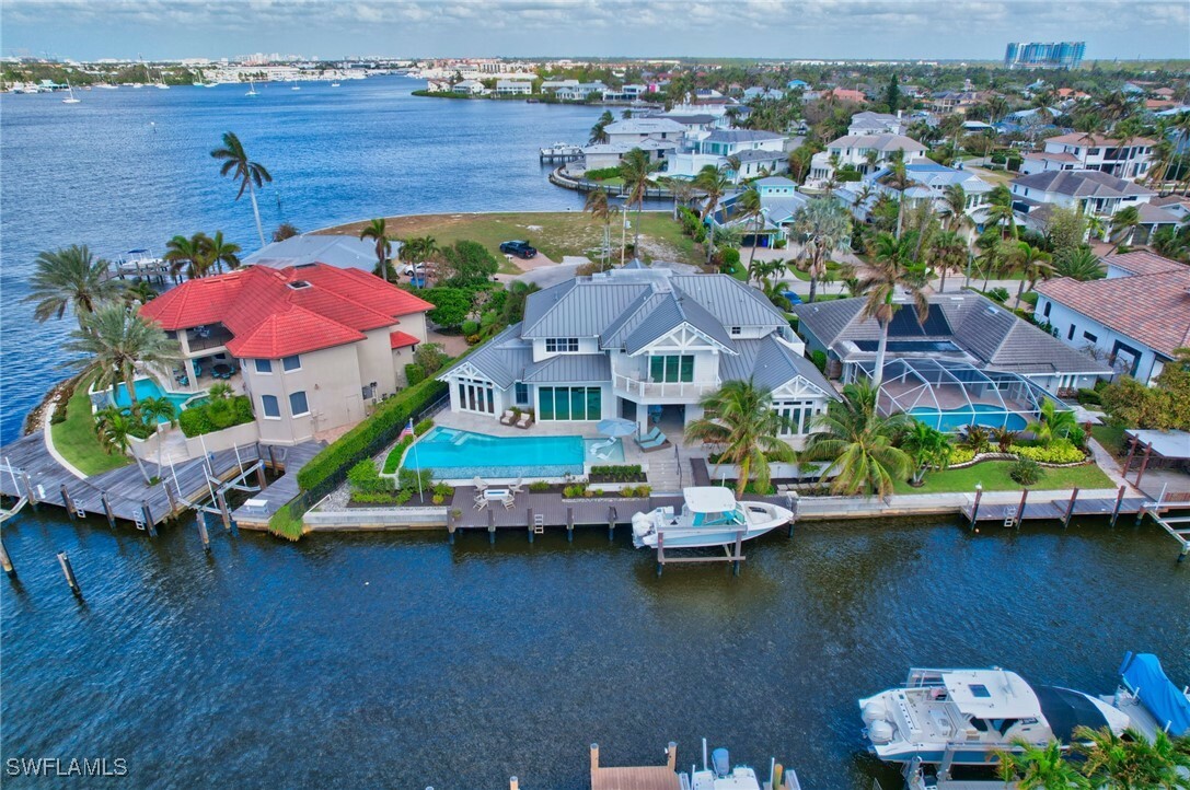 Property Photo: 1314 Marlin Drive FL 34102
