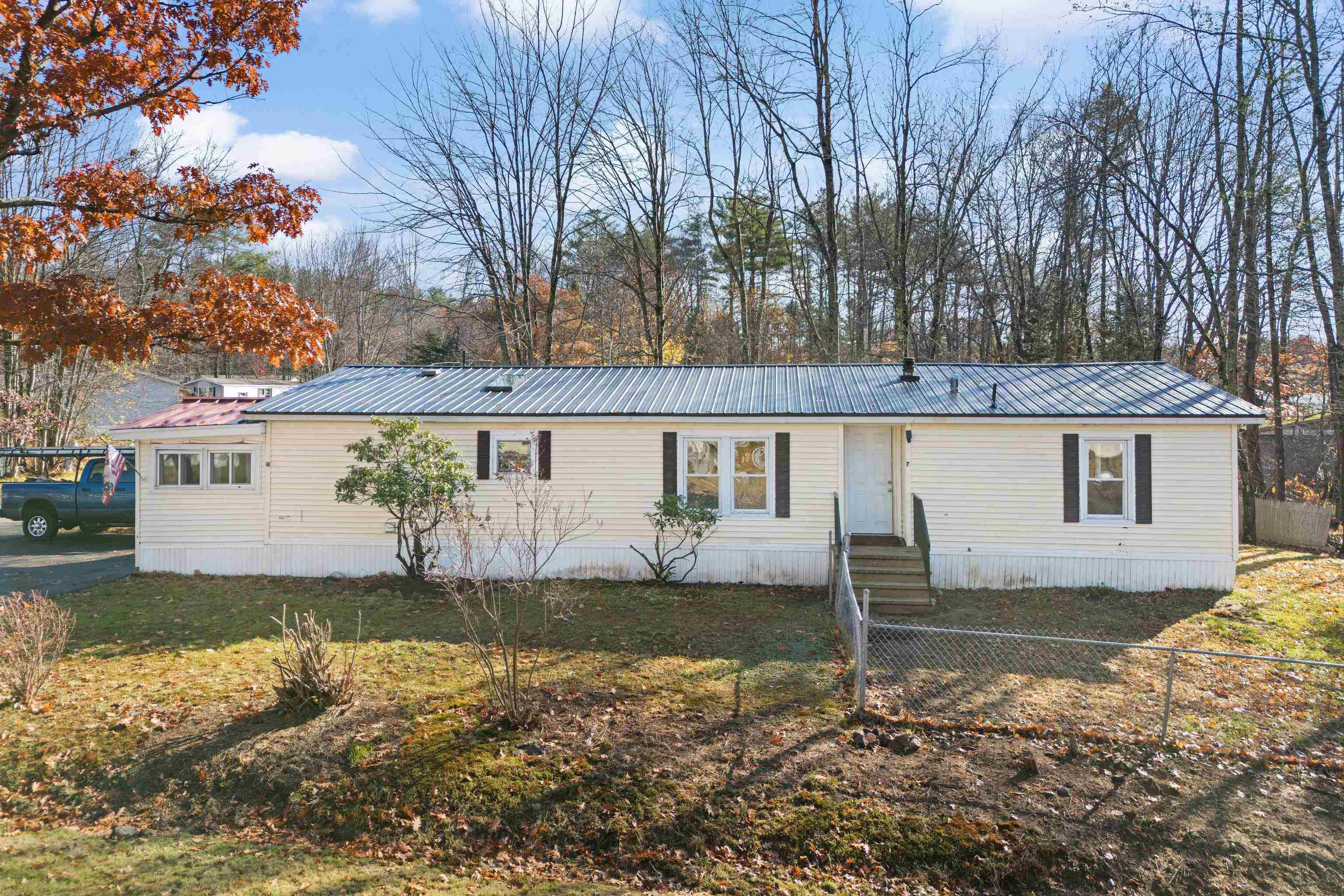 Property Photo:  7 Brownstone Lane  NH 03867 