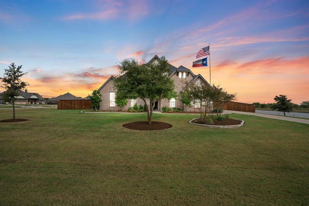 Property Photo:  130 Lonesome Valley Road  TX 75167 