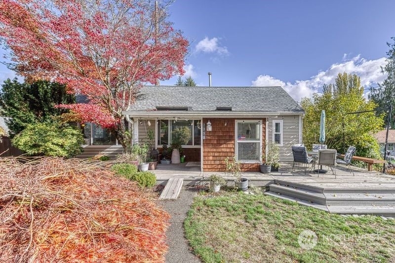 Property Photo:  2397 S Flower Avenue  WA 98366 