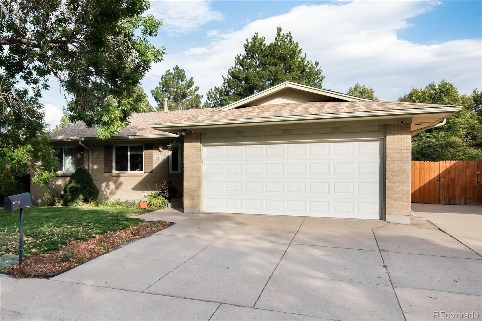 Property Photo:  3370 S Richfield Way  CO 80013 