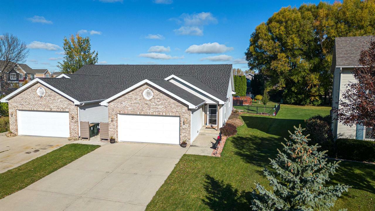 Property Photo:  690 Ruxton Ridge Drive  WI 53590 