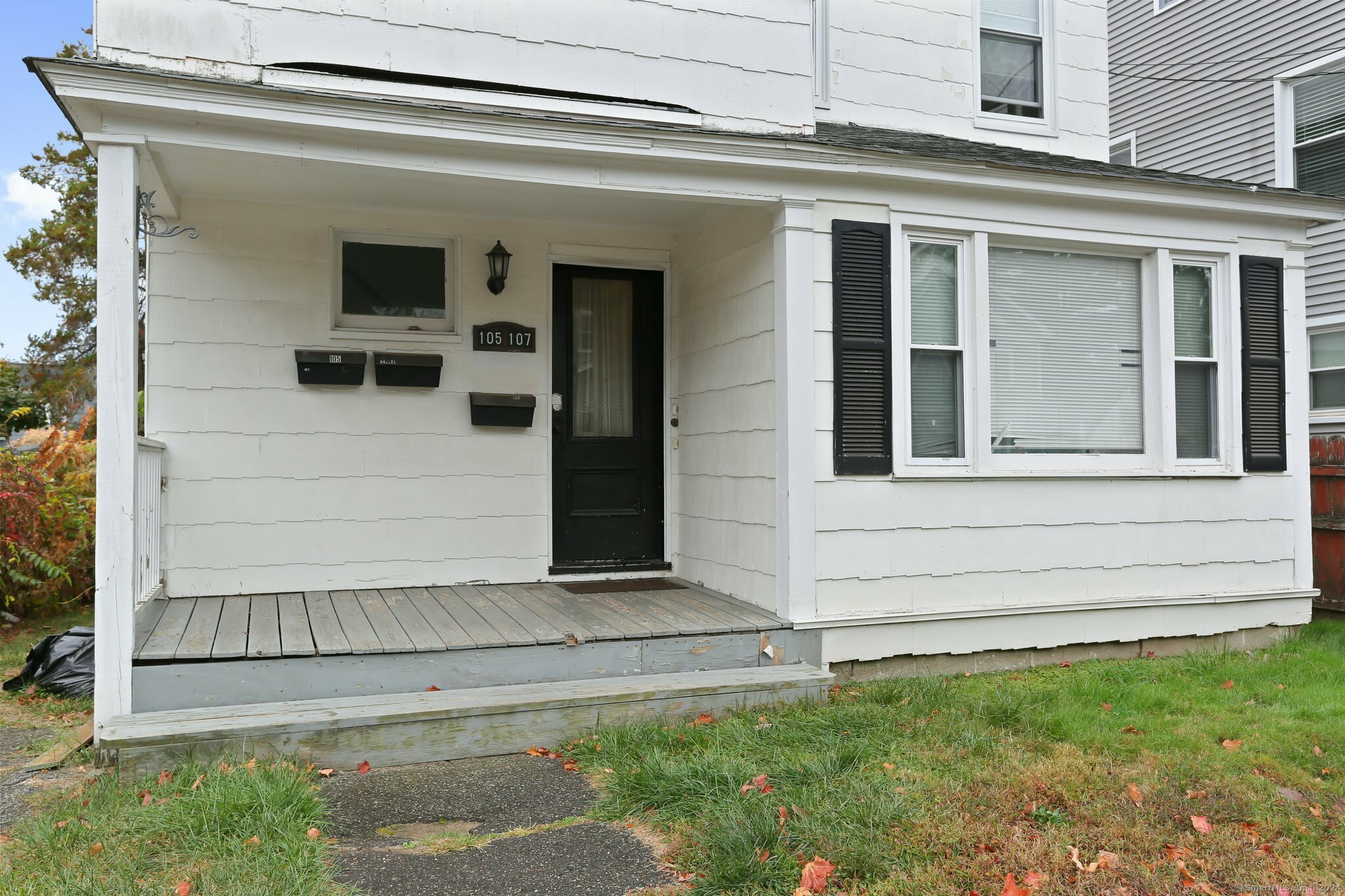 Property Photo:  105 Churchill Street  CT 06824 