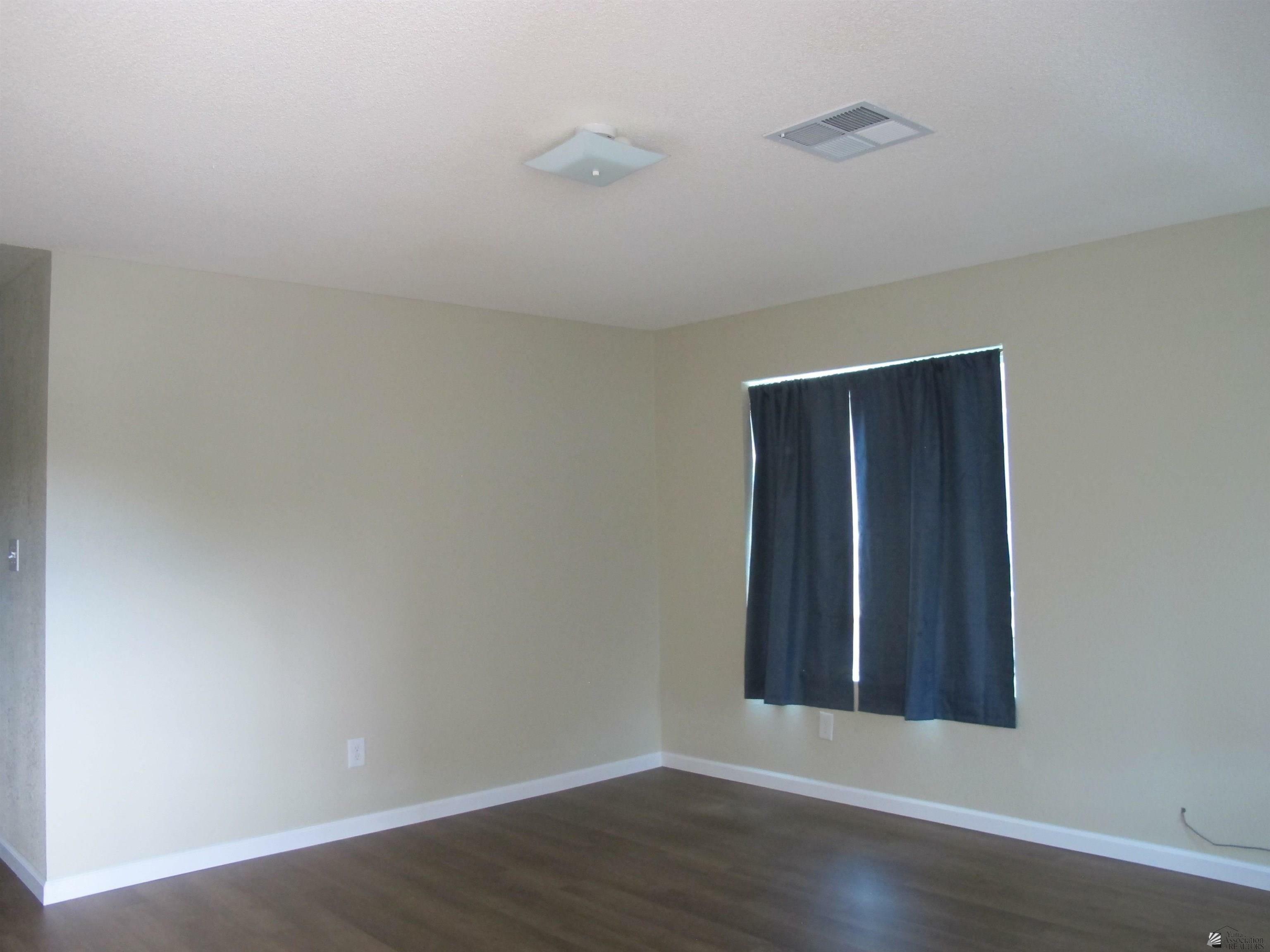 Property Photo:  7192 E 37 St  AZ 85365 