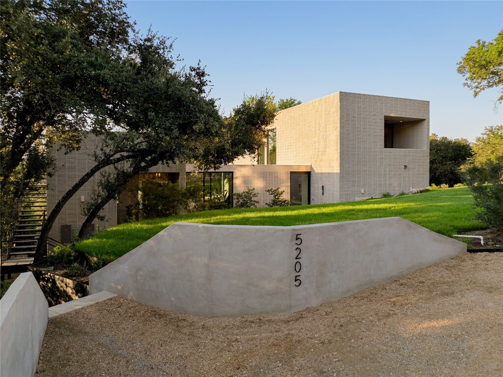 5205 Scenic View Drive  Austin TX 78746 photo