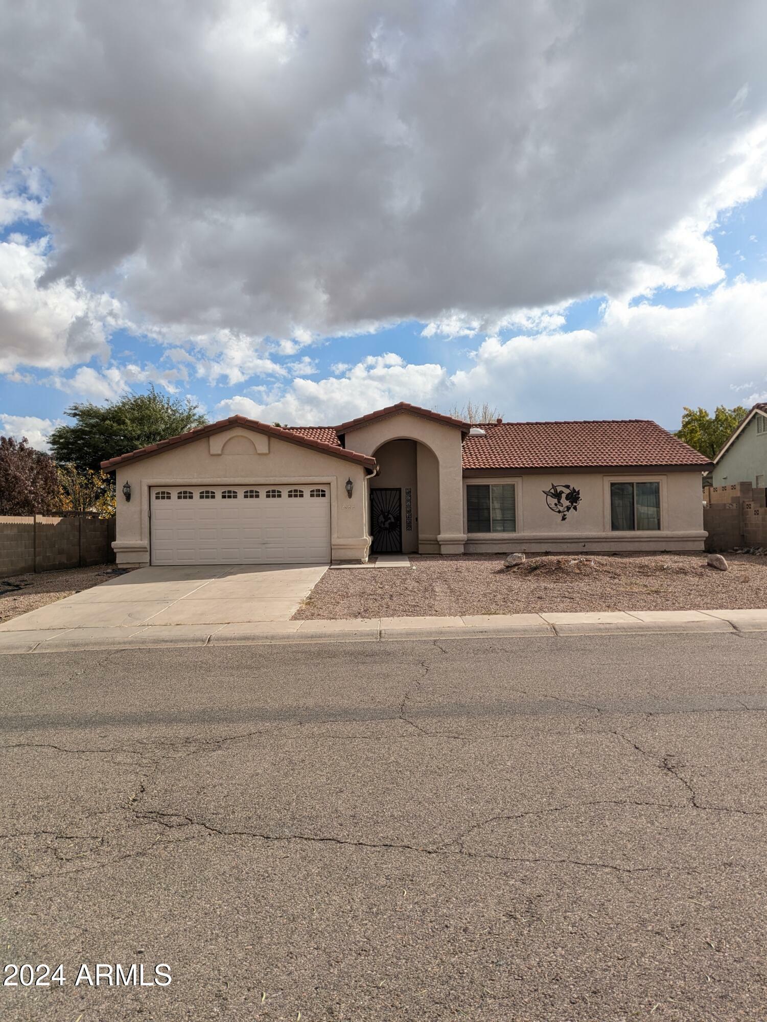 Property Photo:  2488 Cartegena Drive  AZ 85650 