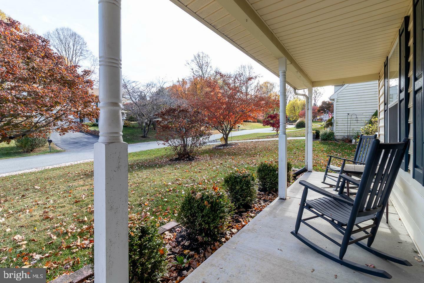 Property Photo:  9 Deerpath Court  PA 19390 