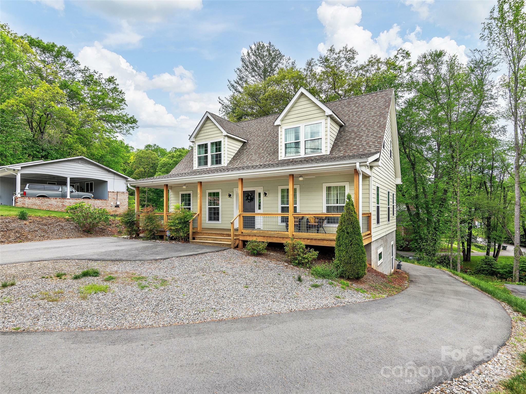 Property Photo: 203 Auburn Road NC 28786