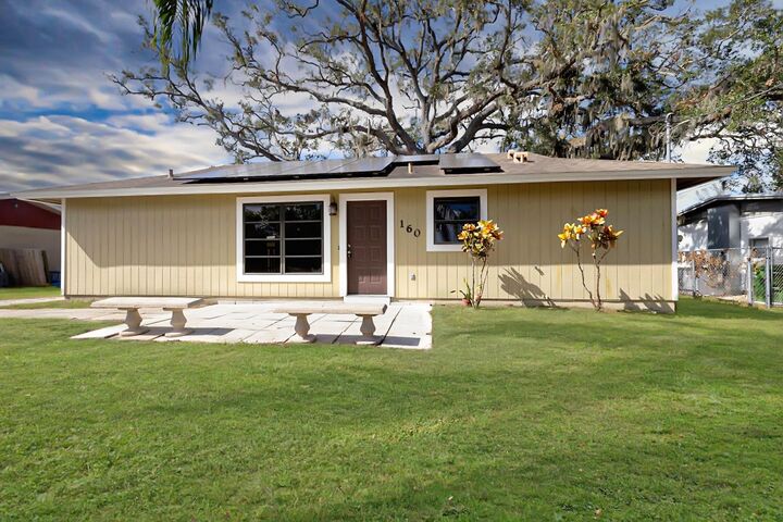 Property Photo: 160 Golden Sands Drive FL 34232