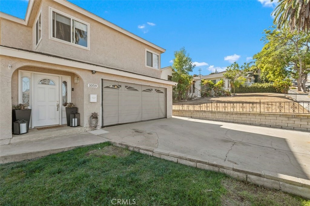 Property Photo:  1059 W Sepulveda Street  CA 90731 