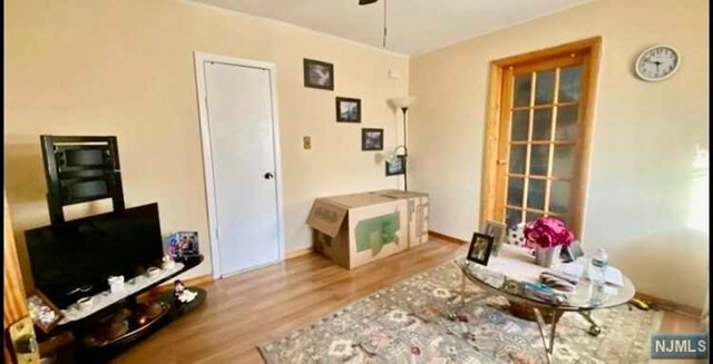 Property Photo:  143 Elm Street 3  NJ 07032 