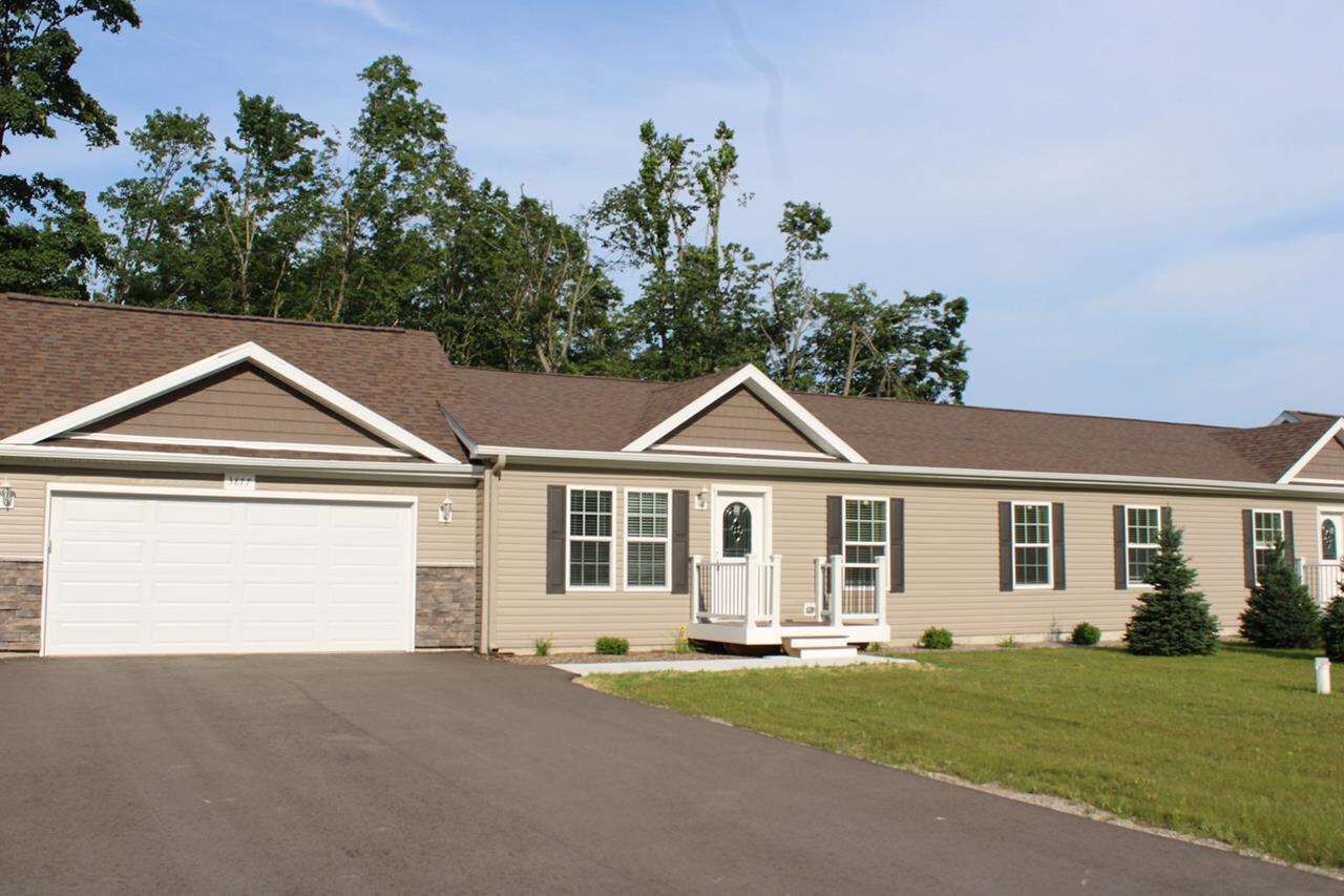 Property Photo: 3911 Leslie #17 MI 49770
