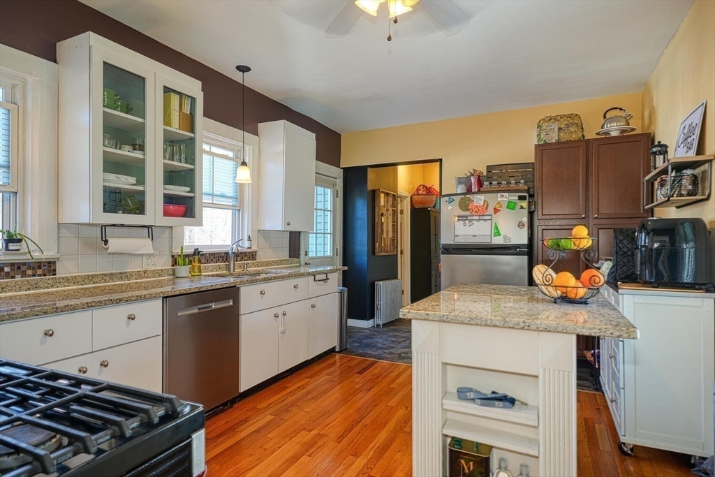 Property Photo:  32 Oak Hill Rd  MA 01772 