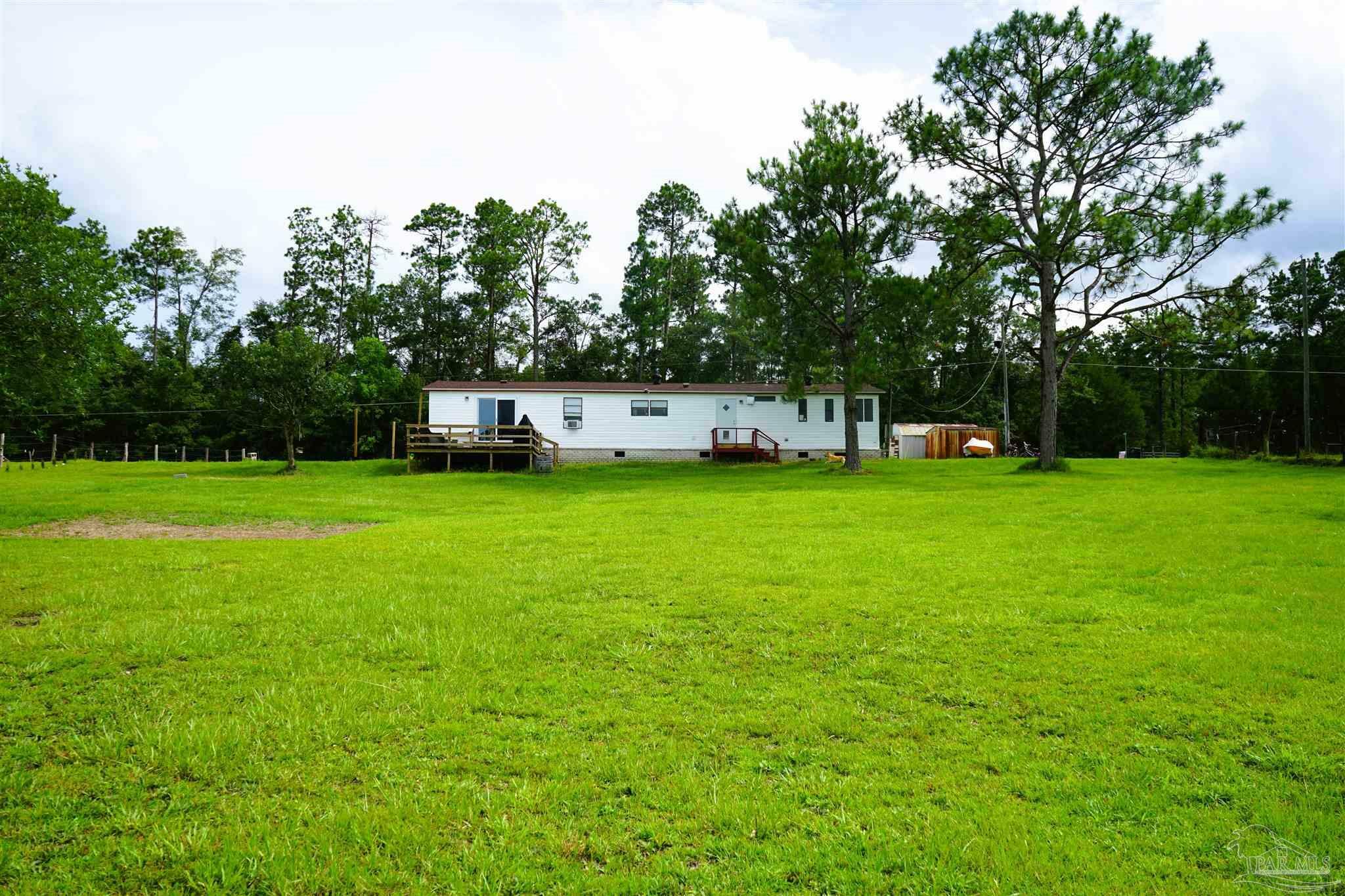 Property Photo:  4684 Settle Rd  FL 32577 