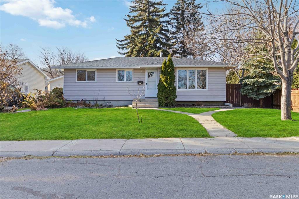 2 Davidson Crescent  Saskatoon SK S7L 4A1 photo