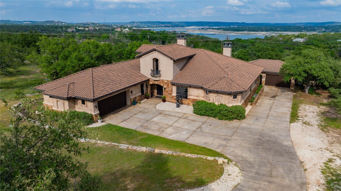 Property Photo: 4609 Boxwood Bend TX 78645