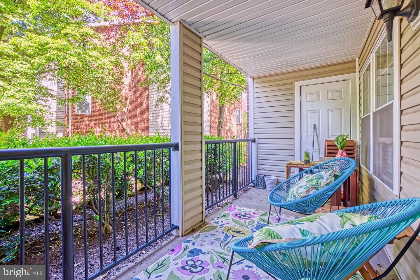 Property Photo: 3310 Wyndham Circle 109 VA 22302