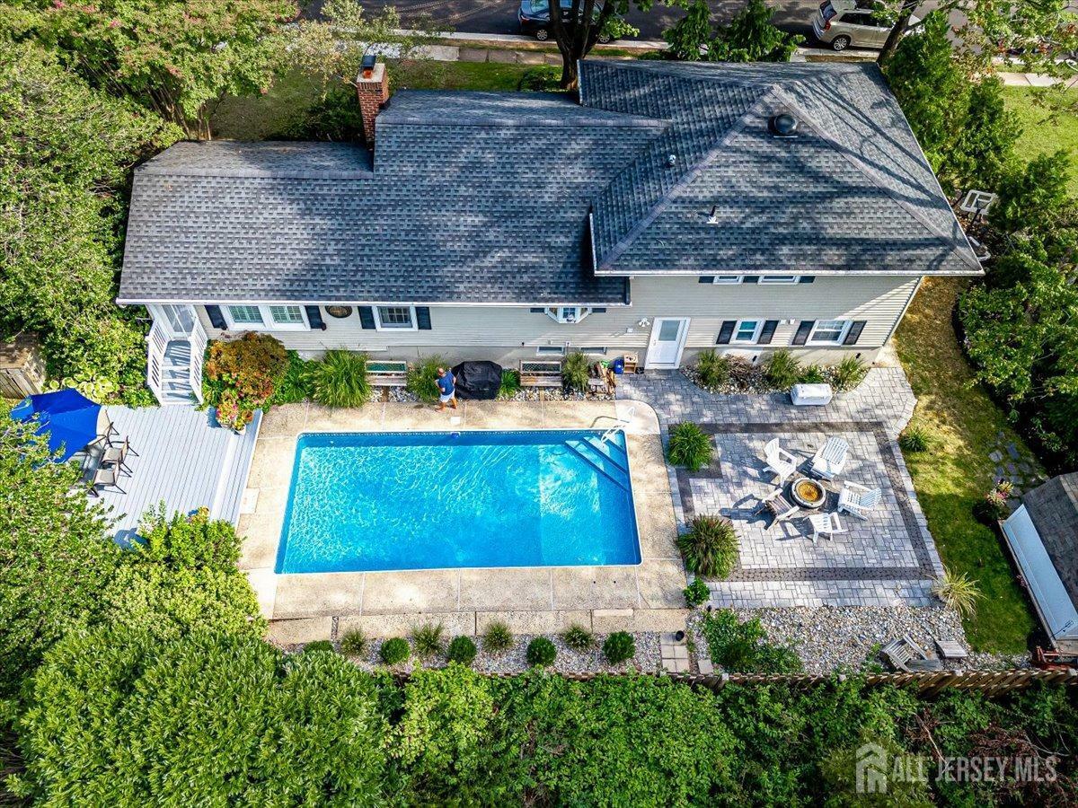 Property Photo:  26 Lexington Drive  NJ 08840 