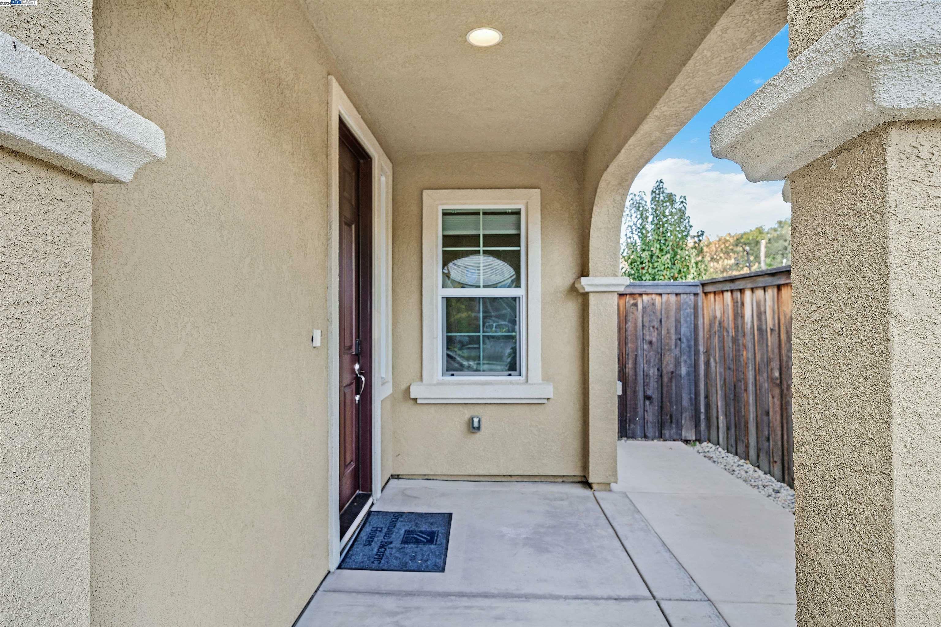 Property Photo:  1705 Hummingbird Way  CA 95376 