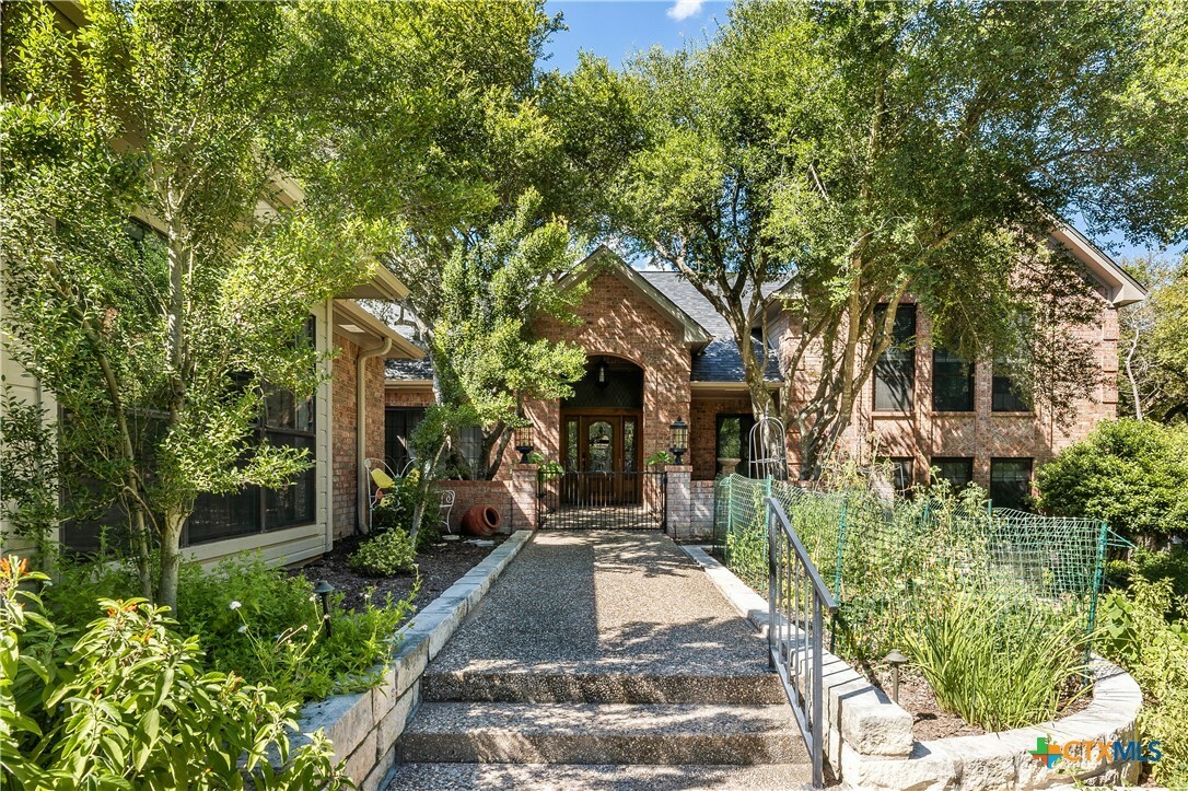 Property Photo:  1010 Brookhollow Circle  TX 76571 