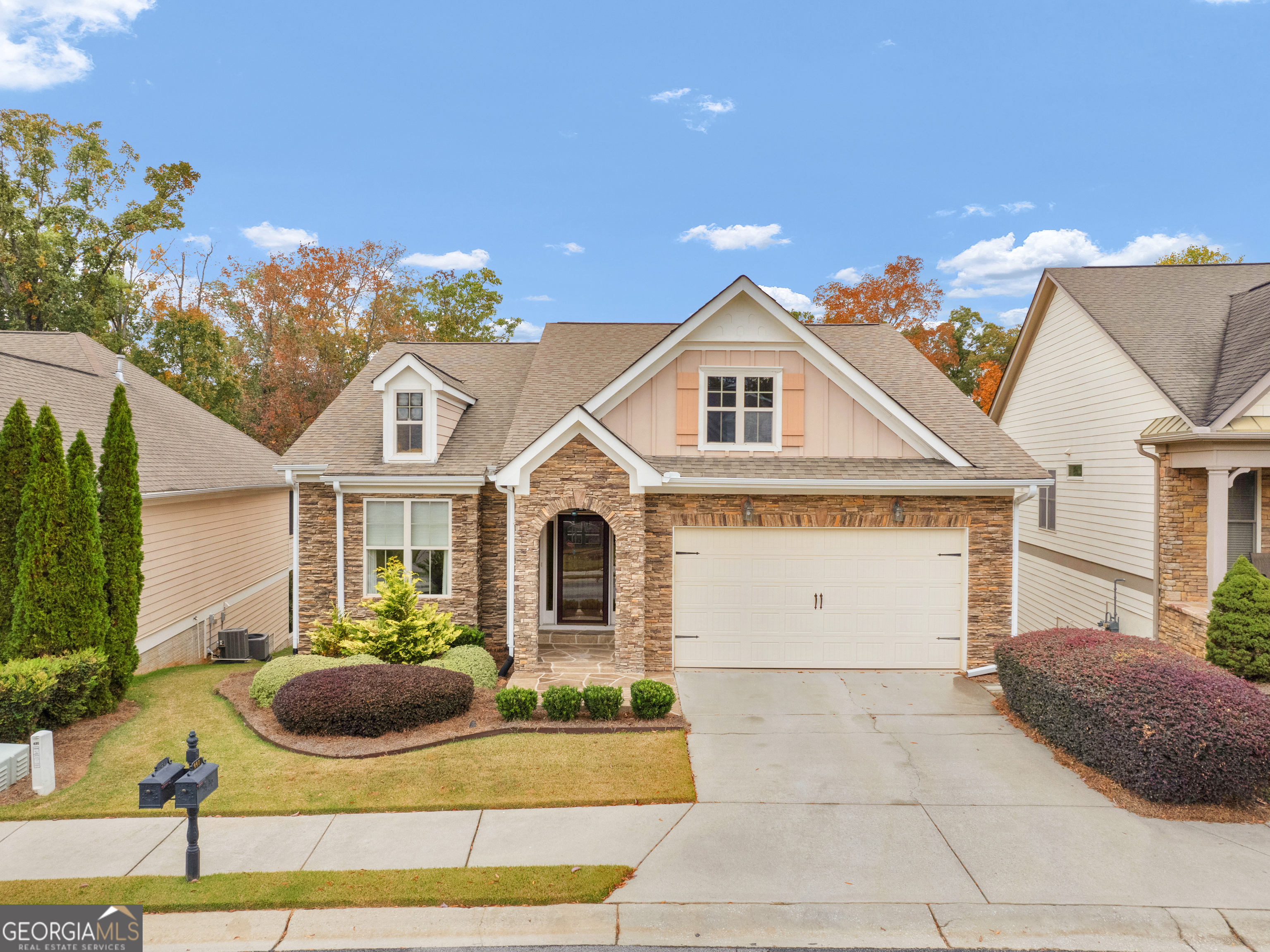 Property Photo:  440 Grand Teton Circle  GA 30215 