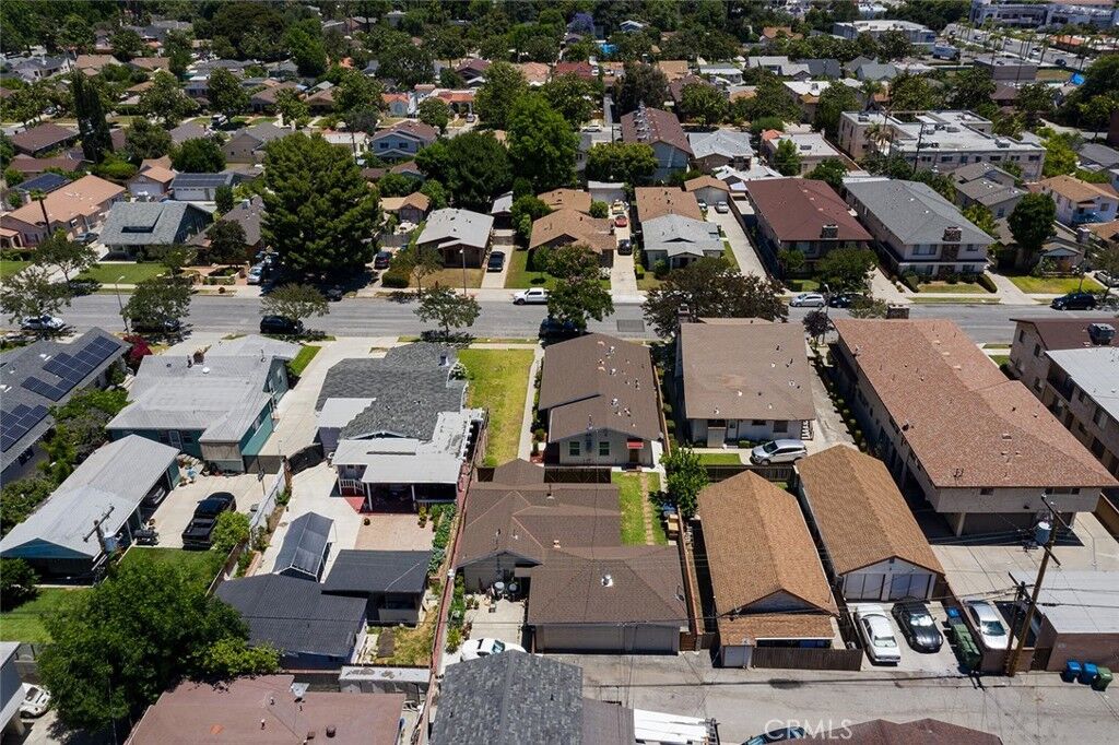 Property Photo:  109 N Valencia Street  CA 91801 