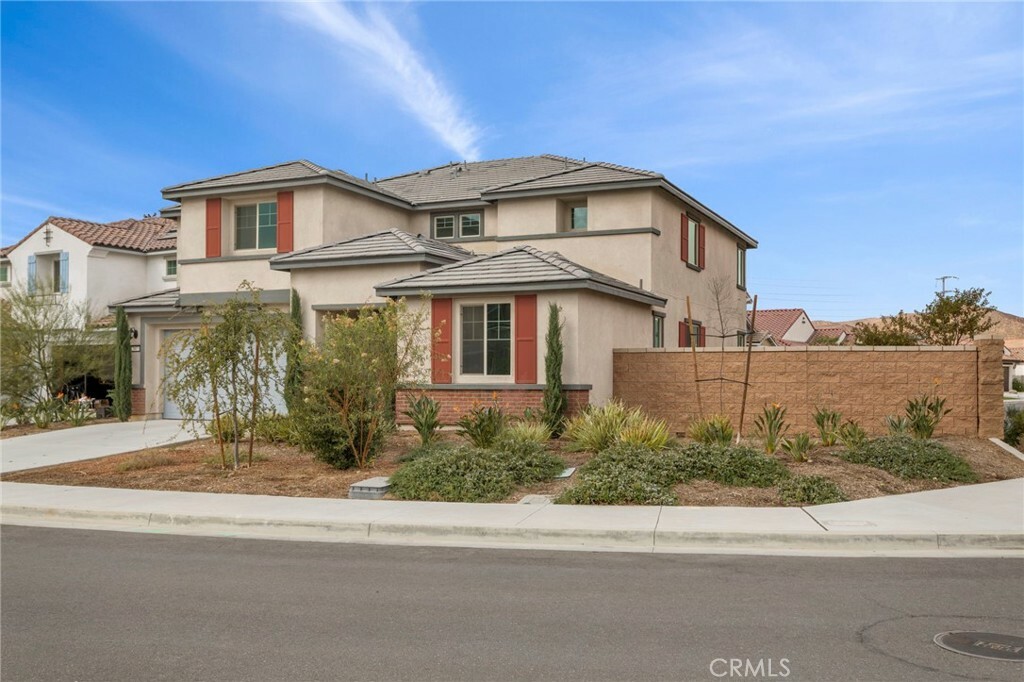 Property Photo:  29471 Twinberry Circle  CA 92584 