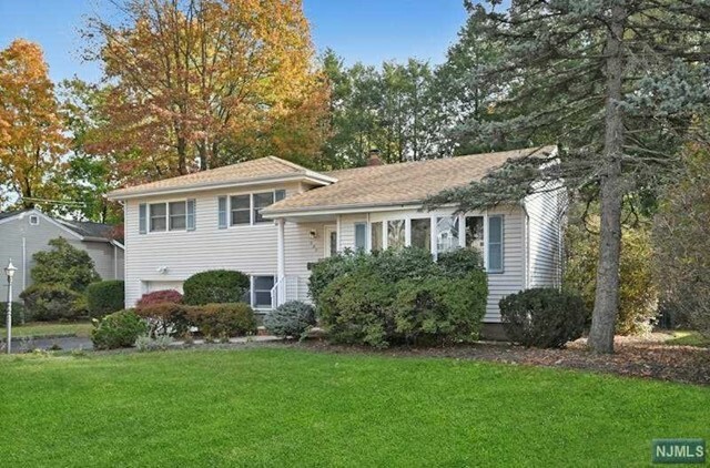 Property Photo:  382 Harrison Street  NJ 07652 