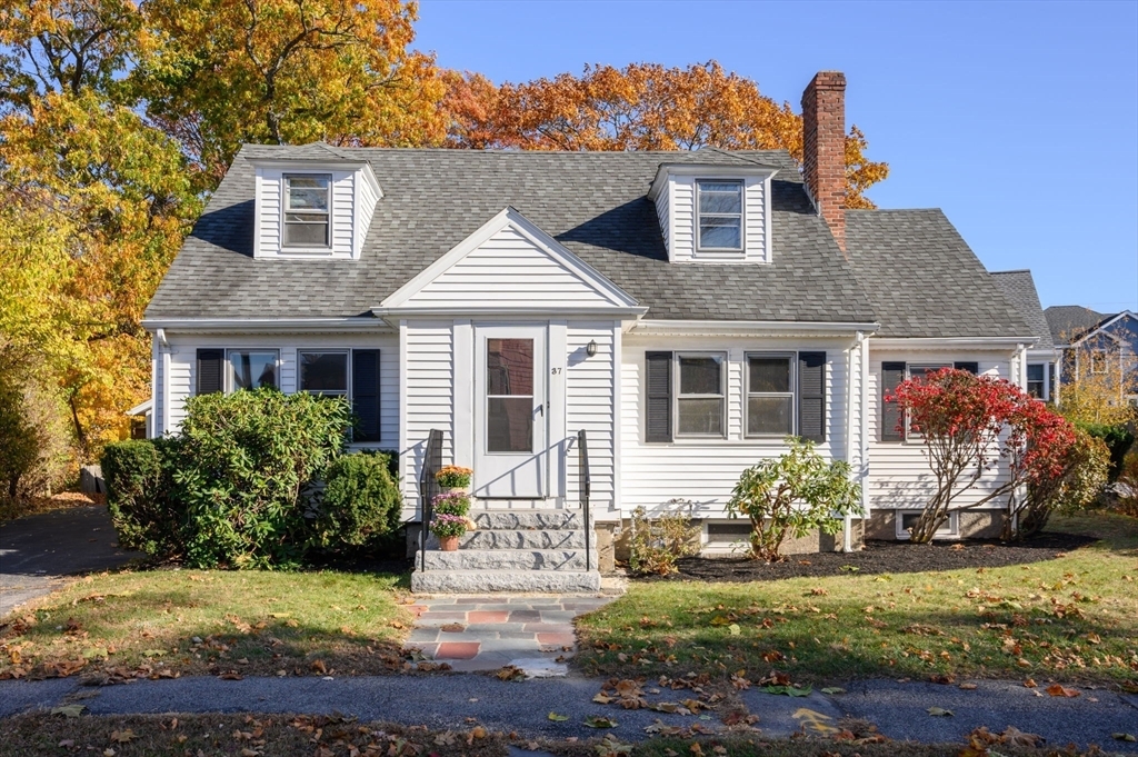 Property Photo:  37 Courtland Circle  MA 02186 