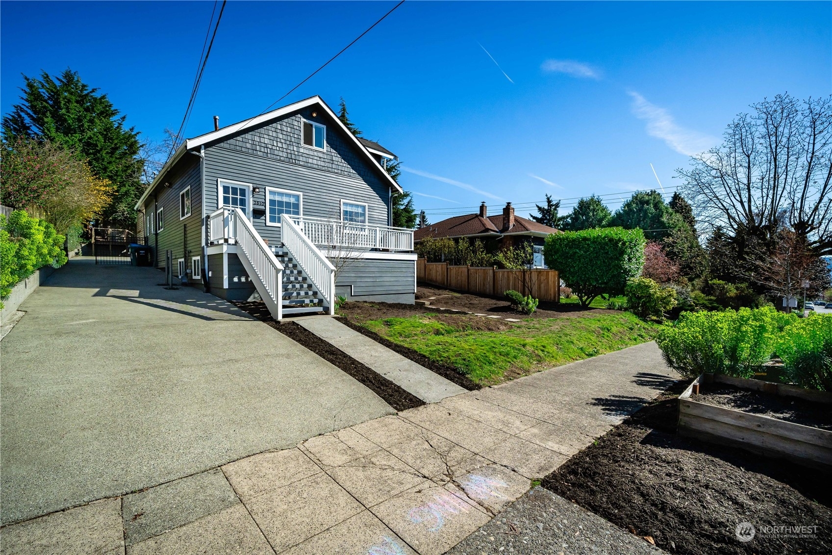 Property Photo:  3810 Densmore Avenue N  WA 98103 