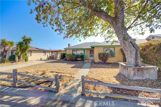 Property Photo:  919 Sandalwood Avenue  CA 93420 