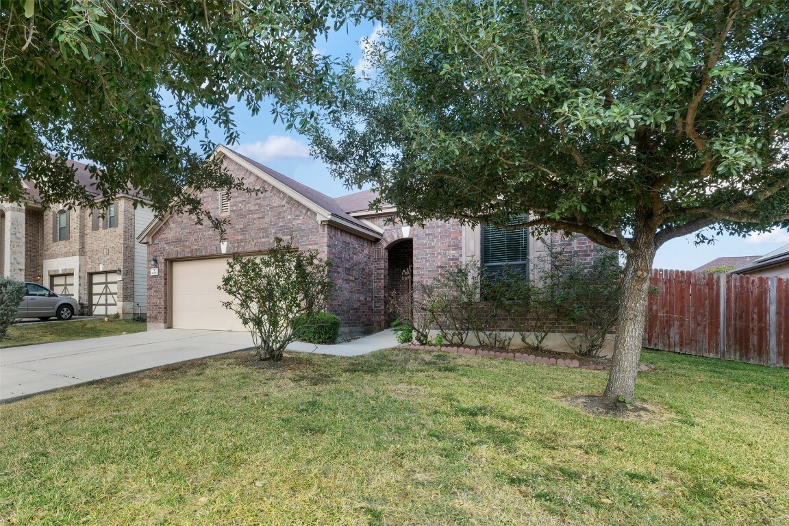 Property Photo:  688 Apricot Drive  TX 78640 