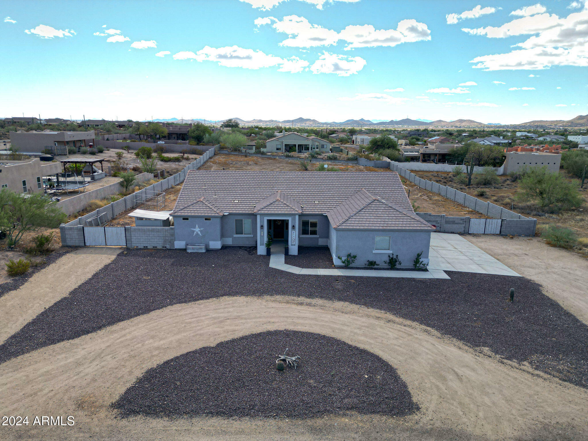 Property Photo:  40018 N 7th Street  AZ 85086 