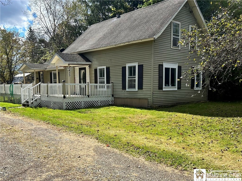 Property Photo:  3433 Busti Stillwater Road  NY 14701 