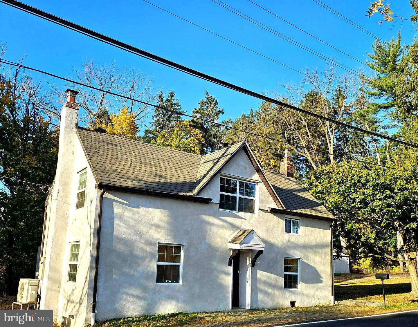 Property Photo:  2827 Aquetong Road  PA 18938 