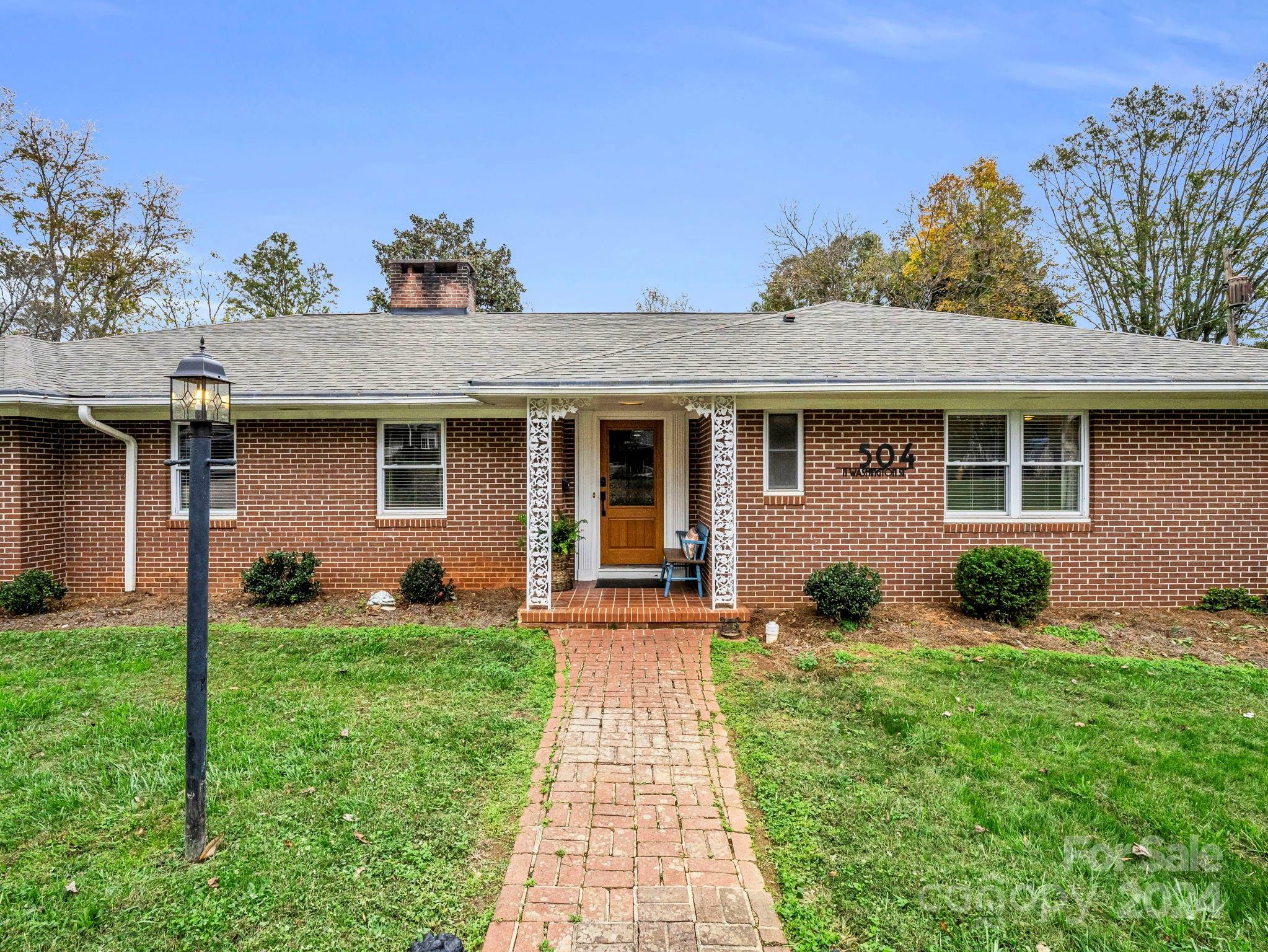 Property Photo:  504 N Washington Street  NC 28139 