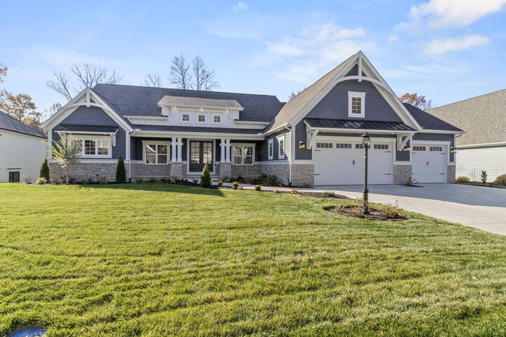 160 N Winterberry Drive  Valparaiso IN 46385 photo