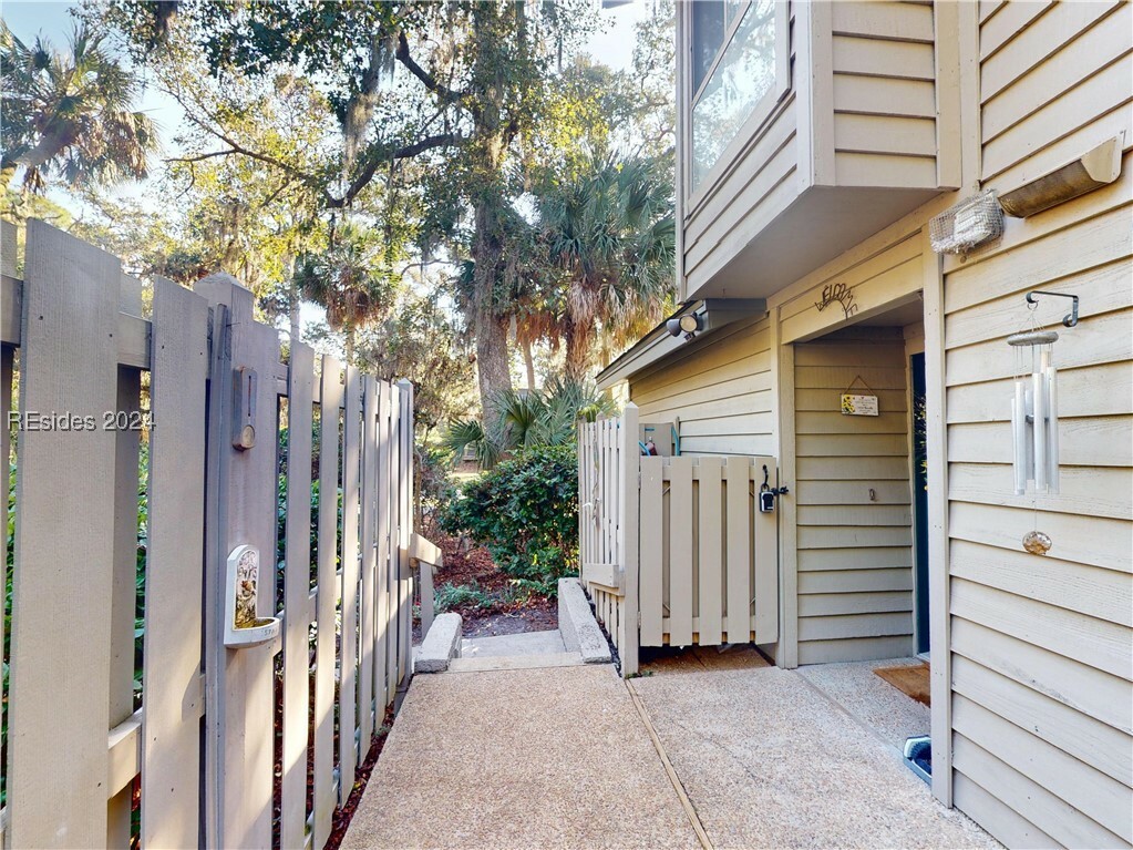 Property Photo:  113 Shipyard Drive 202  SC 29928 