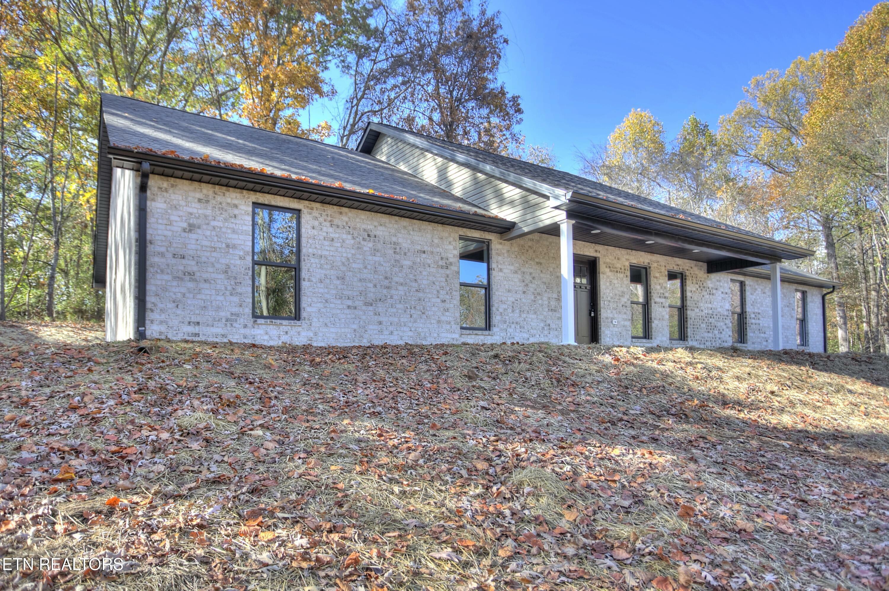 6126 Hutton Ridge Rd  Maryville TN 37801 photo