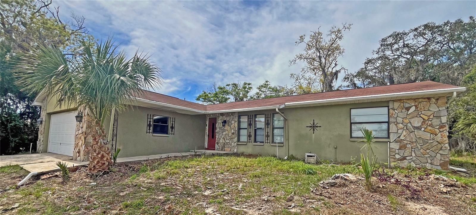 Property Photo:  123 Galiano Court  FL 34606 