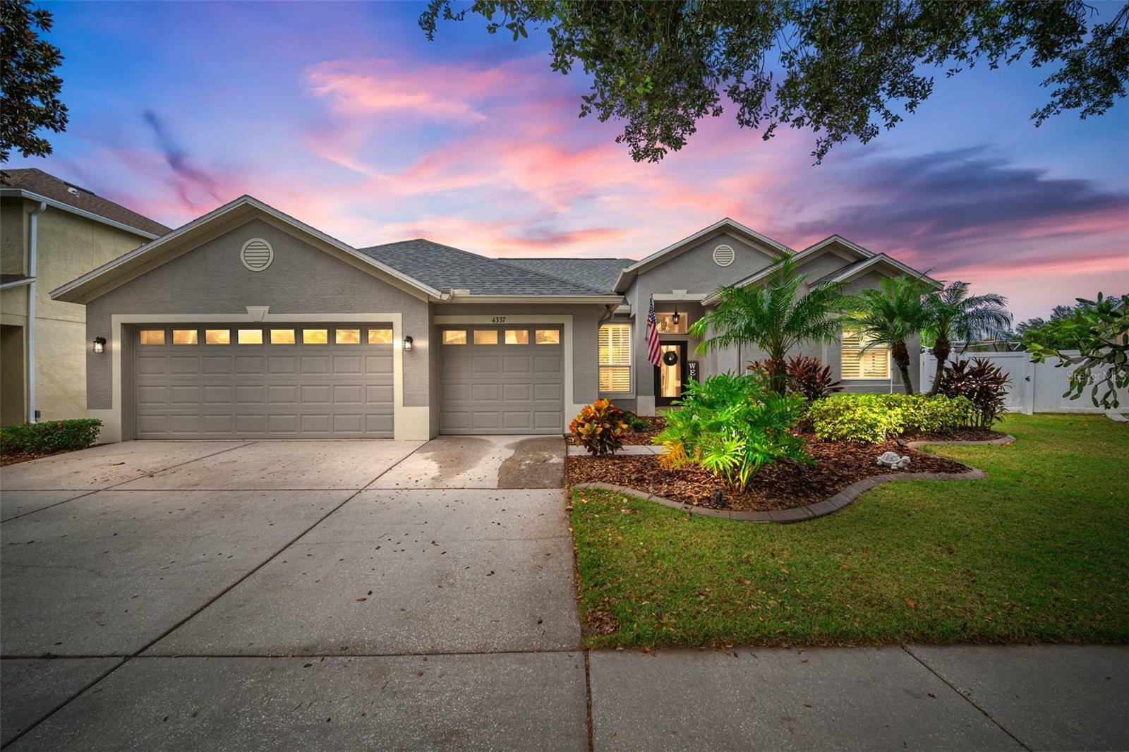 Property Photo:  4337 Balington Drive  FL 33596 