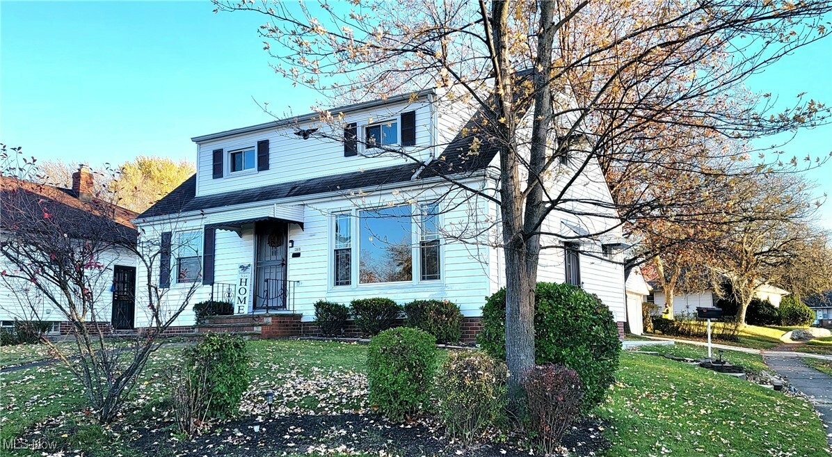 13616 Linn Avenue  Garfield Heights OH 44125 photo