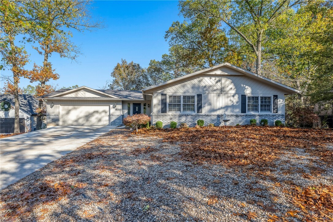 Property Photo:  8 Wyndham Lane  AR 72715 