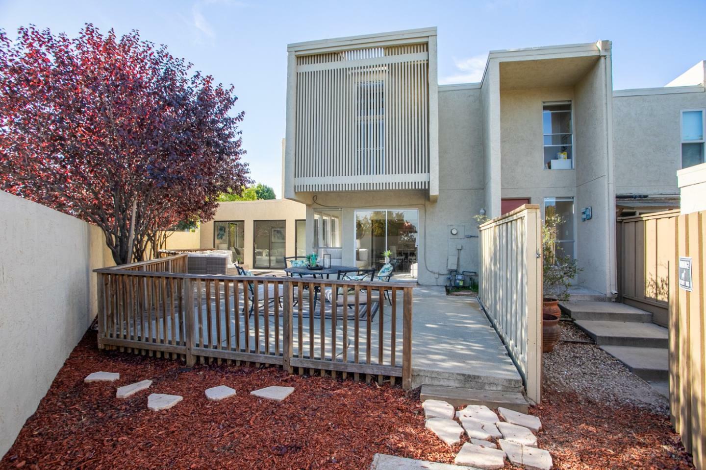 Property Photo:  502 South Cashmere Terrace  CA 94087 